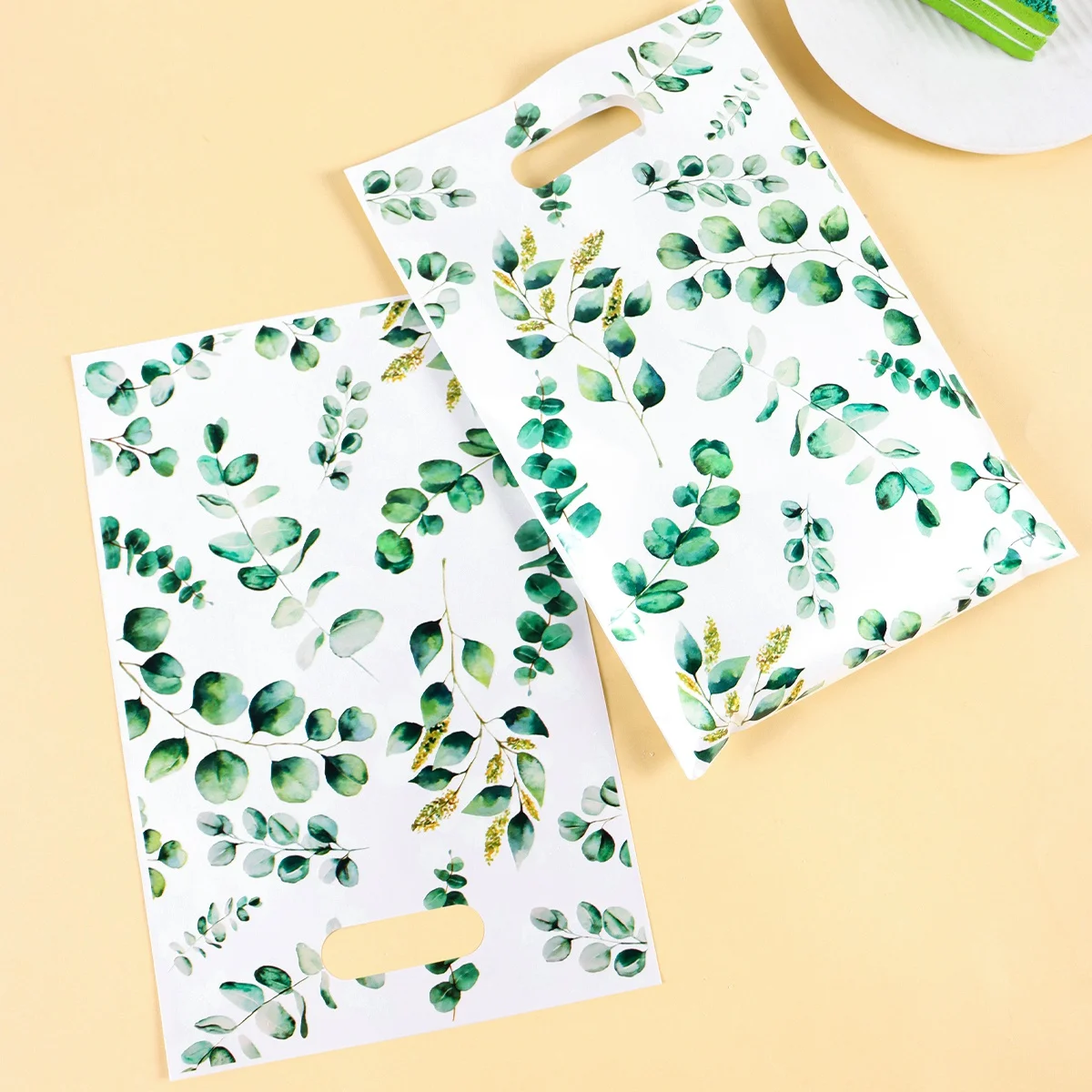 Greware™ Green Eucalyptus Candy & Gift Bags – Plastic Cookie, Nut & Snack Packaging for Weddings & Parties (10/20/50 PCS) 4